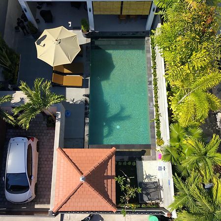Villa Royal Singaraja  Exterior photo