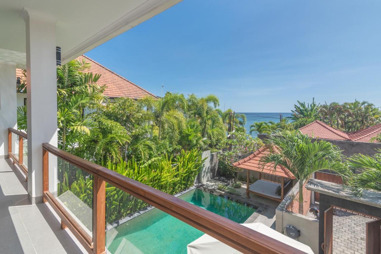 Villa Royal Singaraja  Exterior photo