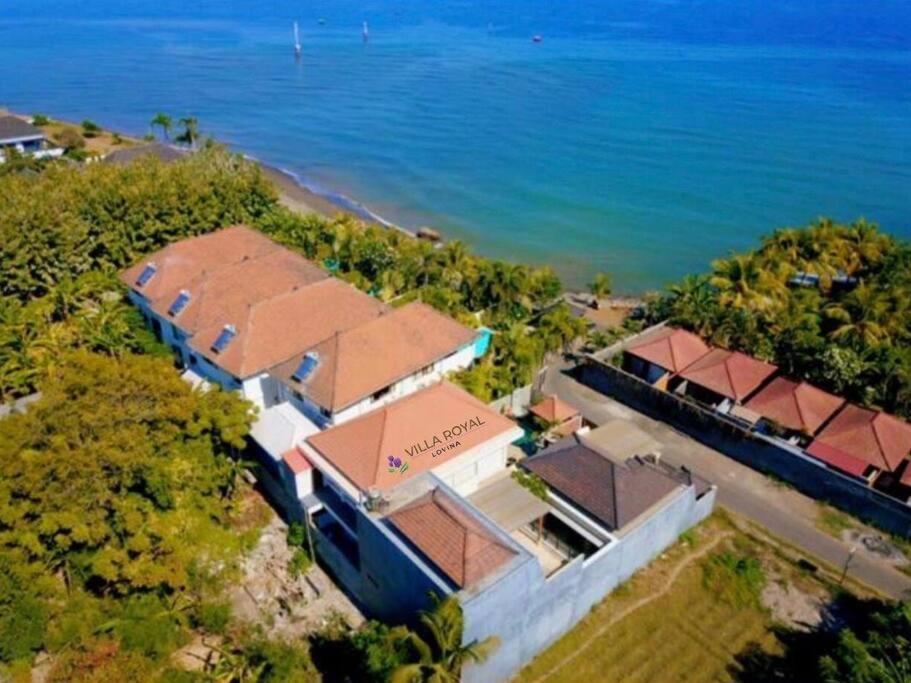 Villa Royal Singaraja  Exterior photo