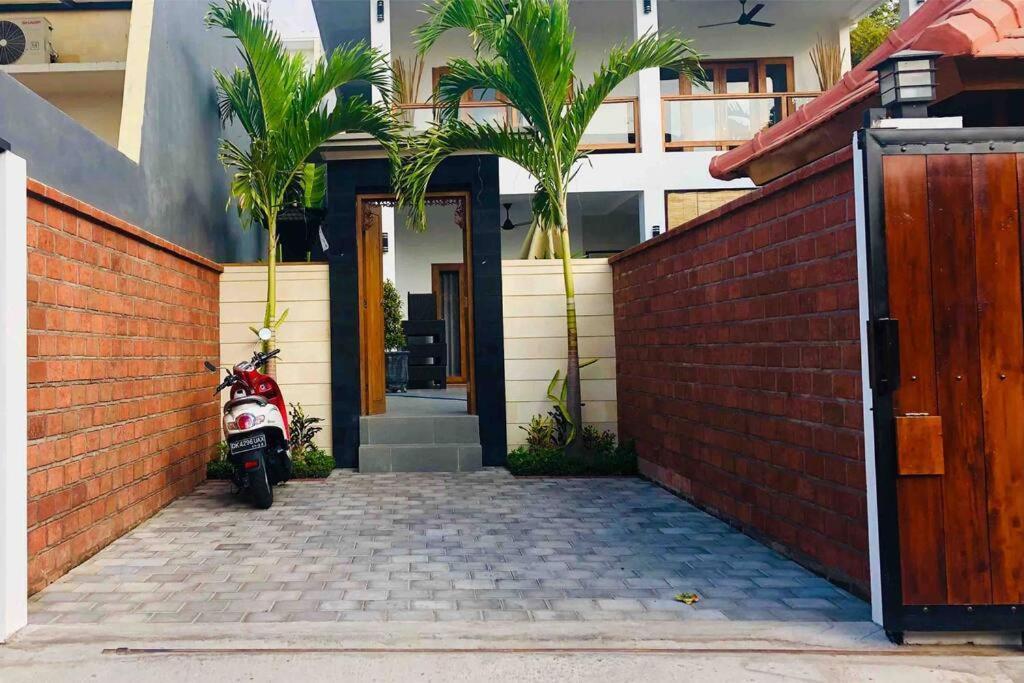Villa Royal Singaraja  Exterior photo